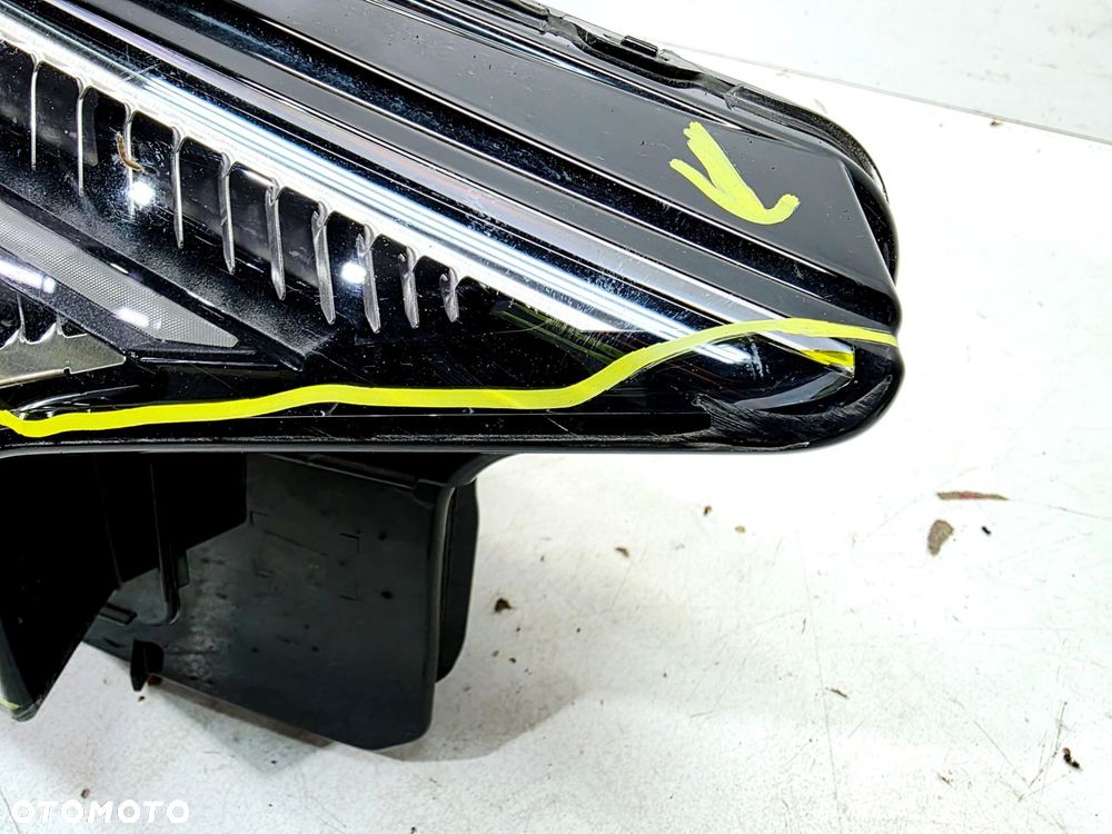 REFLEKTOR LAMPA PRAWY PRZÓD MATRIX AUDI Q4 E-TRON 89A941036A 19/26 - 15