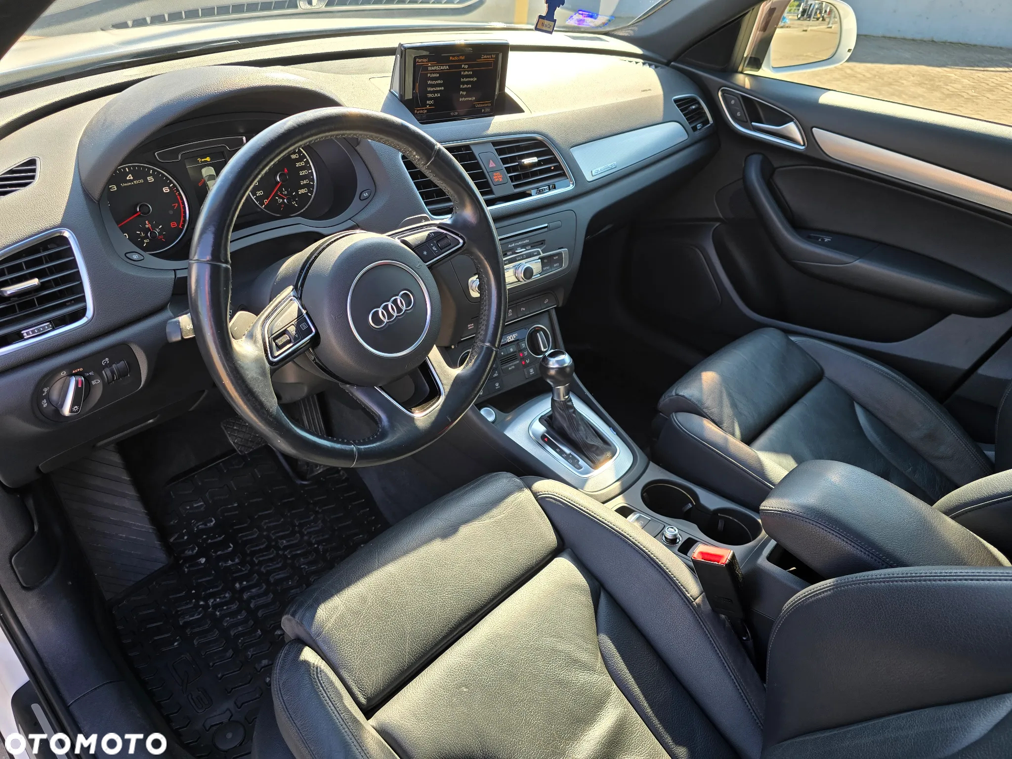 Audi Q3 2.0 TFSI quattro S tronic - 14