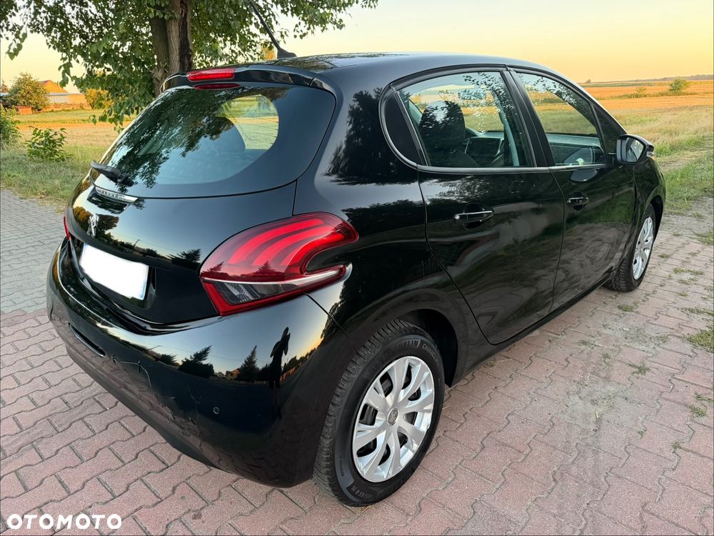Peugeot 208 PureTech 82 Start & Stop Style - 10