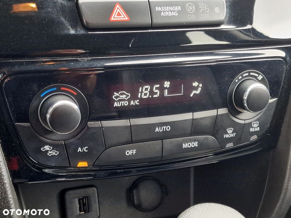 Suzuki Vitara 1.4 T Boosterjet S 4WD - 32