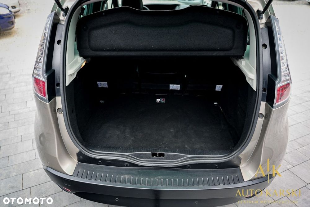 Renault Scenic - 11