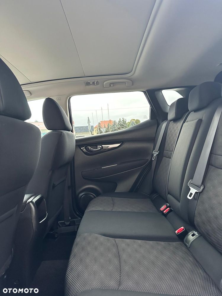 Nissan Qashqai 1.6 DCi 4x4 Black Edition EU6 - 18