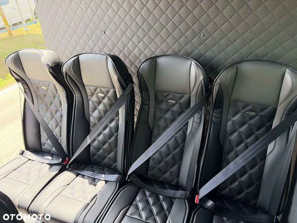 Volkswagen Crafter LIFT 2.0 TDI SCR 177KM, zabudowa brygadowa Hauser - 37