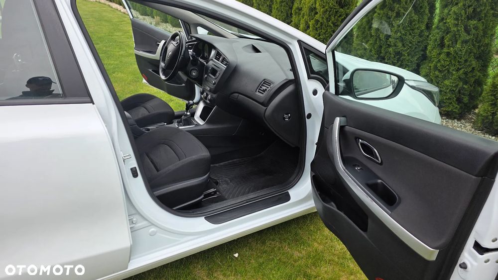 Kia Ceed 1.4 CRDi M - 24