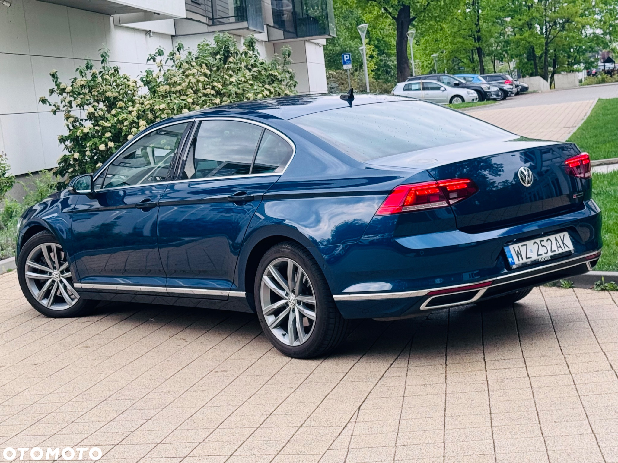 Volkswagen Passat 2.0 TDI Bi-Turbo BMT 4Mot Highline DSG - 8