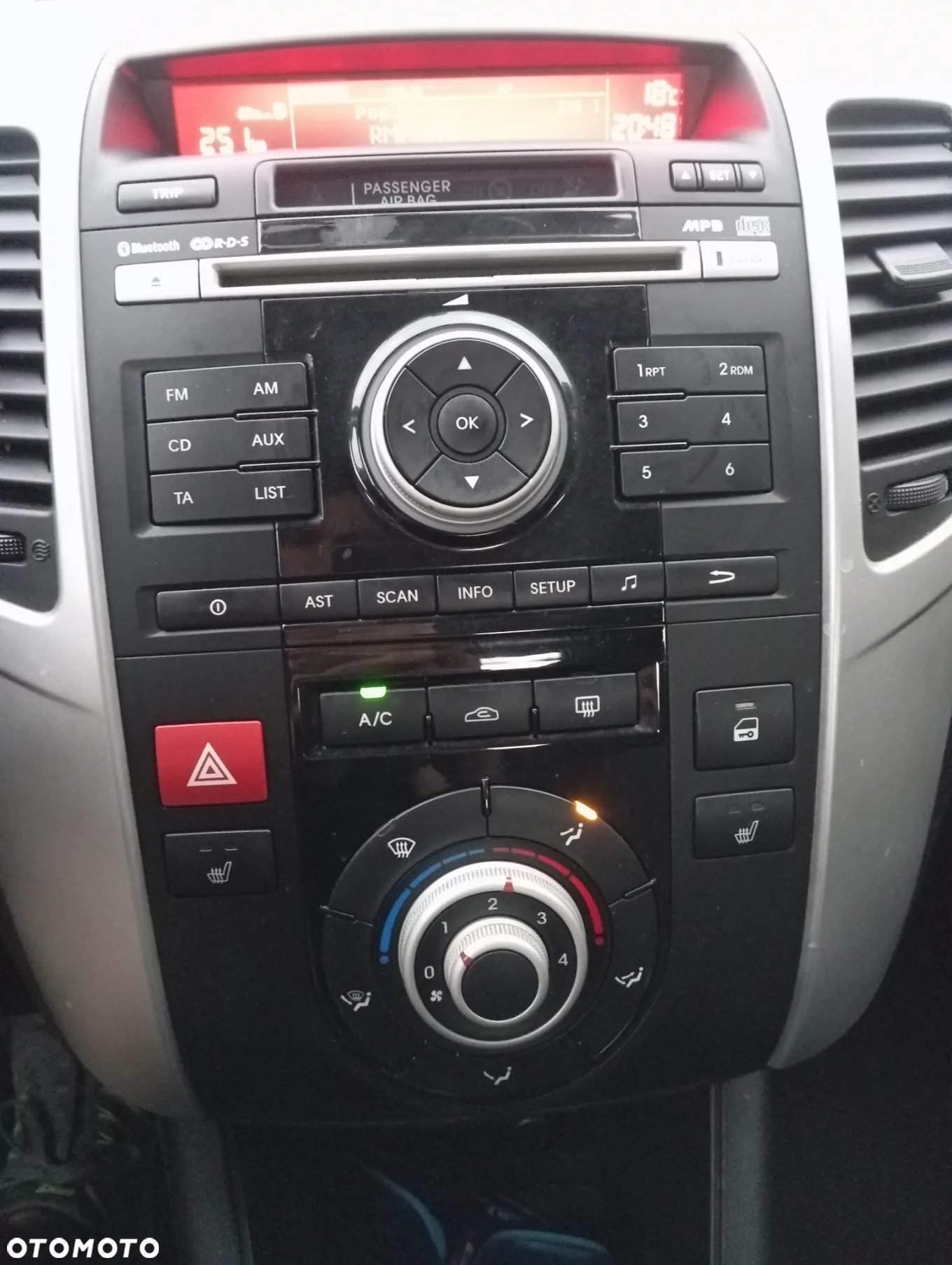 Kia Venga 1.4 M - 11