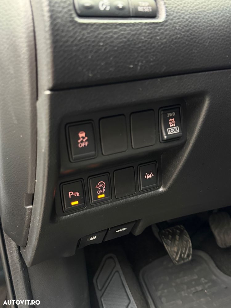 Nissan Qashqai 1.6 DCI ALL-MODE 4x4i TEKNA - 12