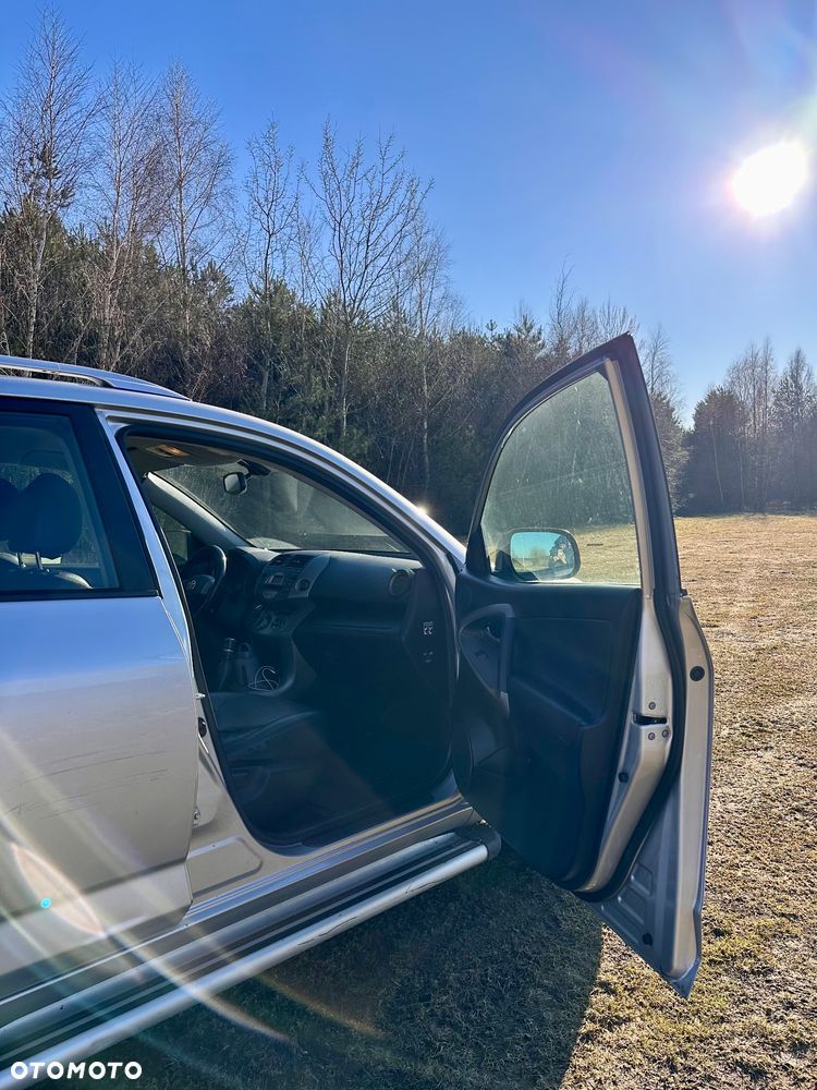 Toyota RAV4 2.2 D-4D Luna - 7