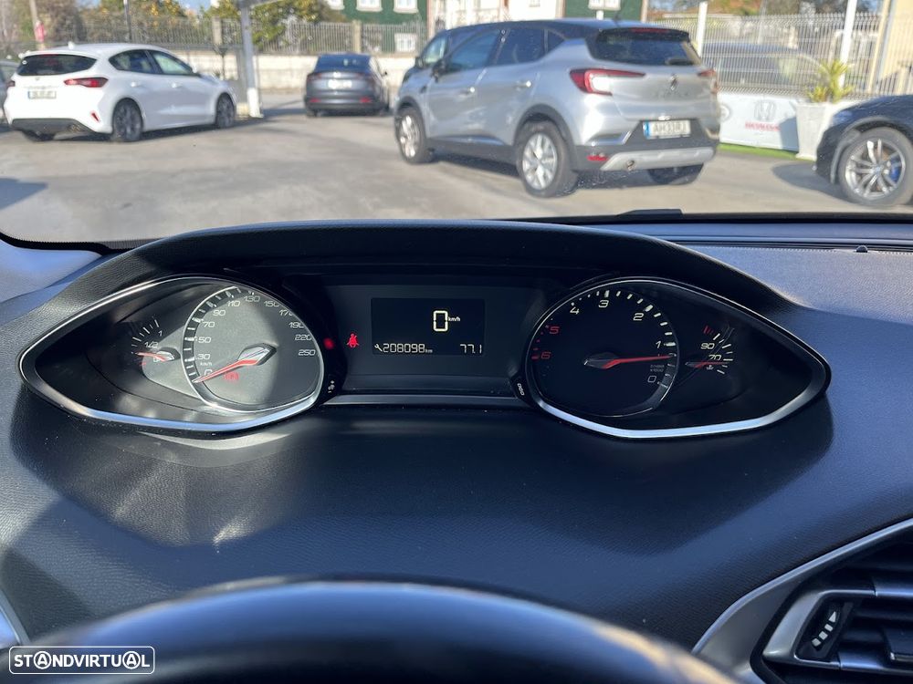 Peugeot 308 1.6 e-HDi Allure - 15