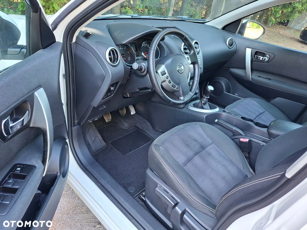 Nissan Qashqai - 12
