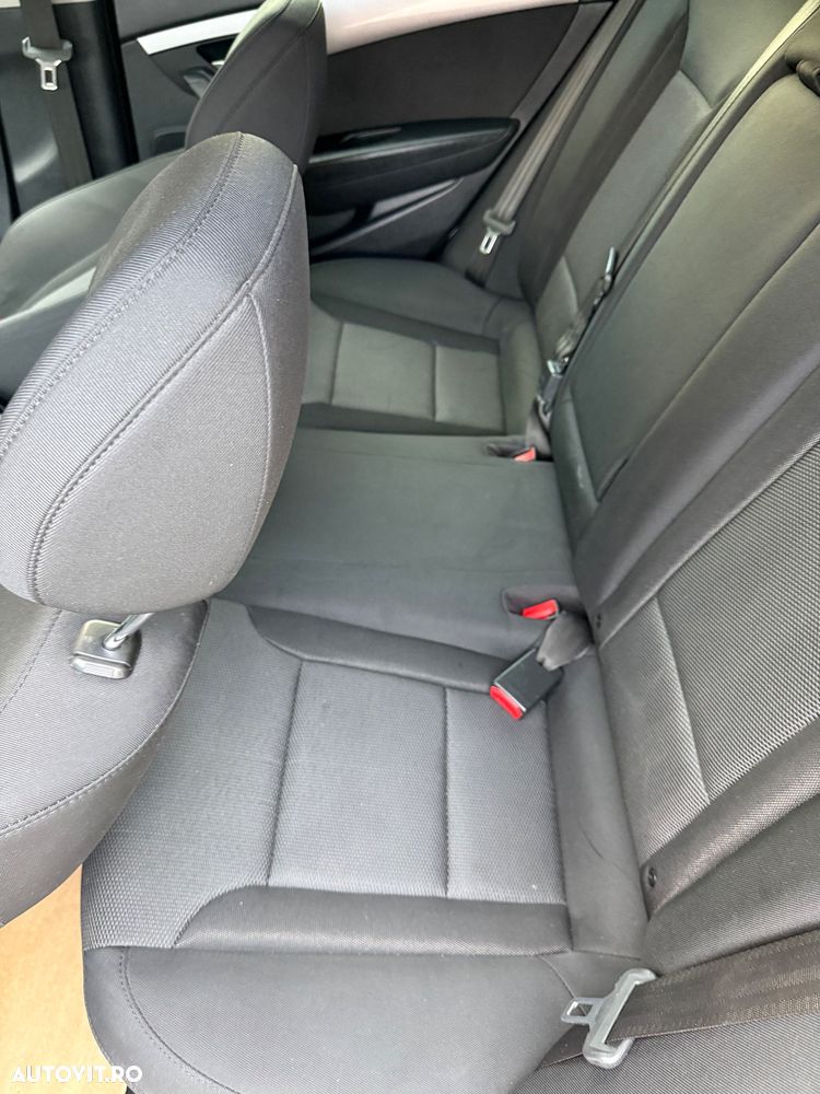 Hyundai i40 Kombi blue 1.7 CRDi Style - 15