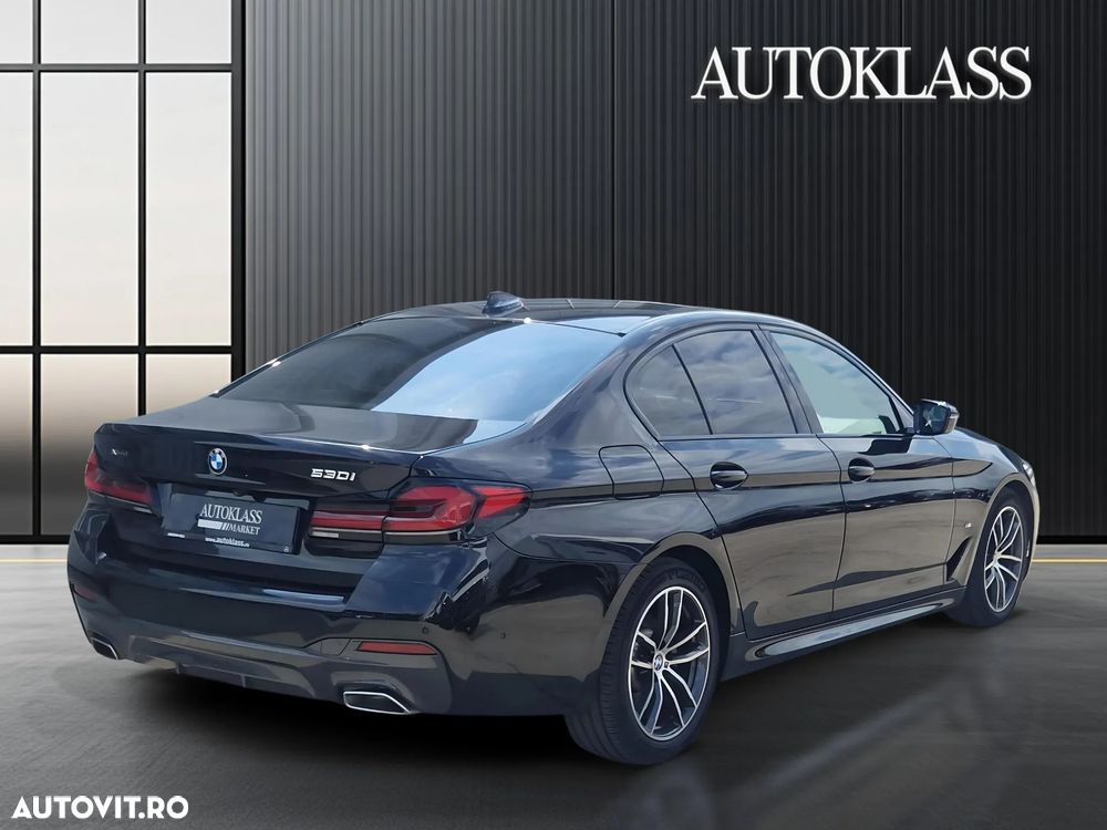BMW Seria 5 530i xDrive AT MHEV - 6
