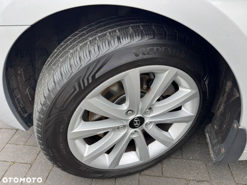 Hyundai i40 i40cw 1.6 Fifa World Cup Edition - 34