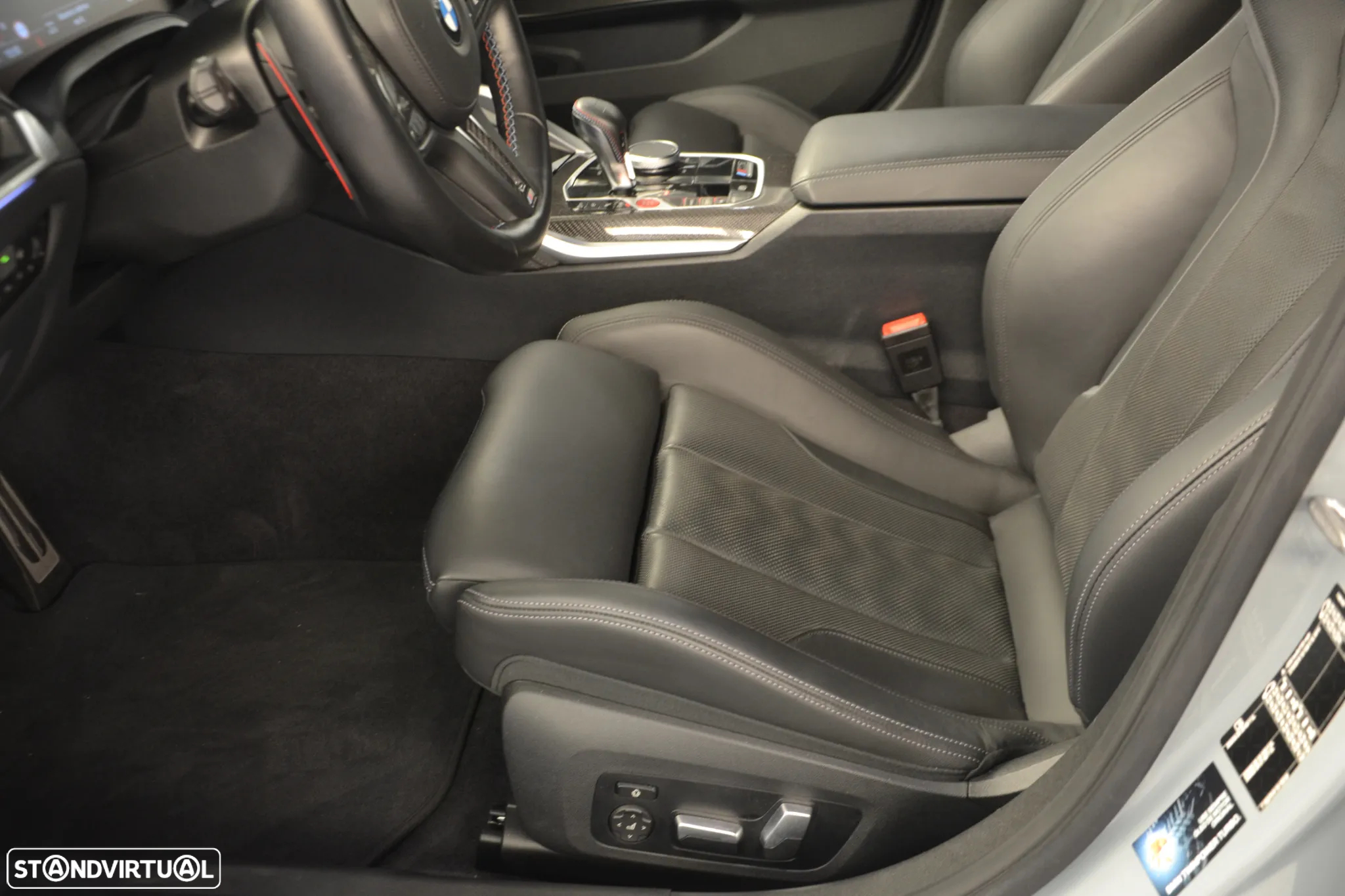BMW M3 Competition xDrive - 23