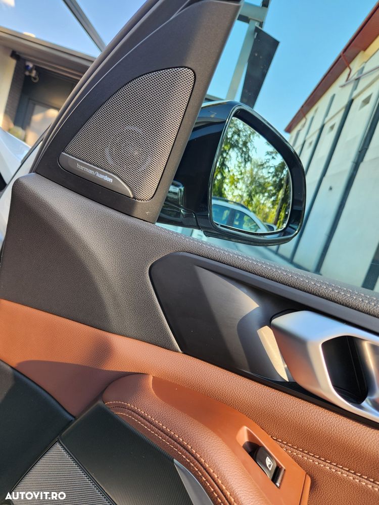 BMW X5 xDrive45e - 18