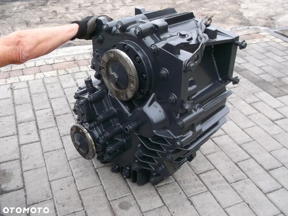 Skrzynia redukcyjna reduktor Iveco Trakker 6x6 8x8 - 1