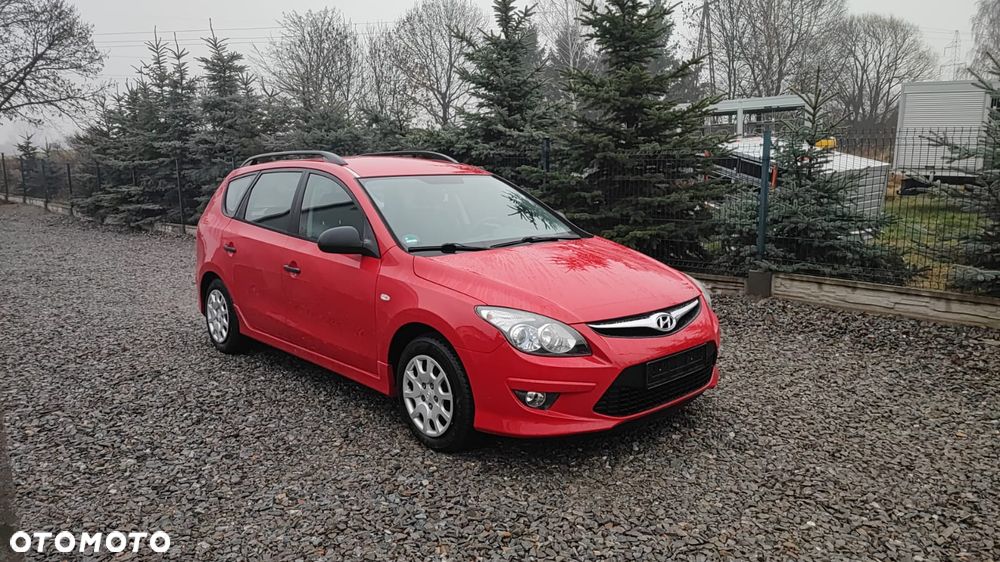 Hyundai i30 i30cw 1.4 blue Comfort - 2