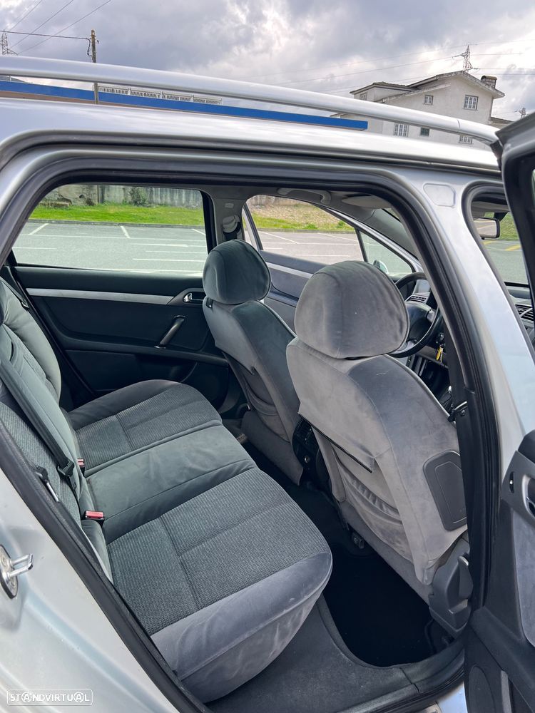 Peugeot 407 SW 1.6 HDi Executive - 5