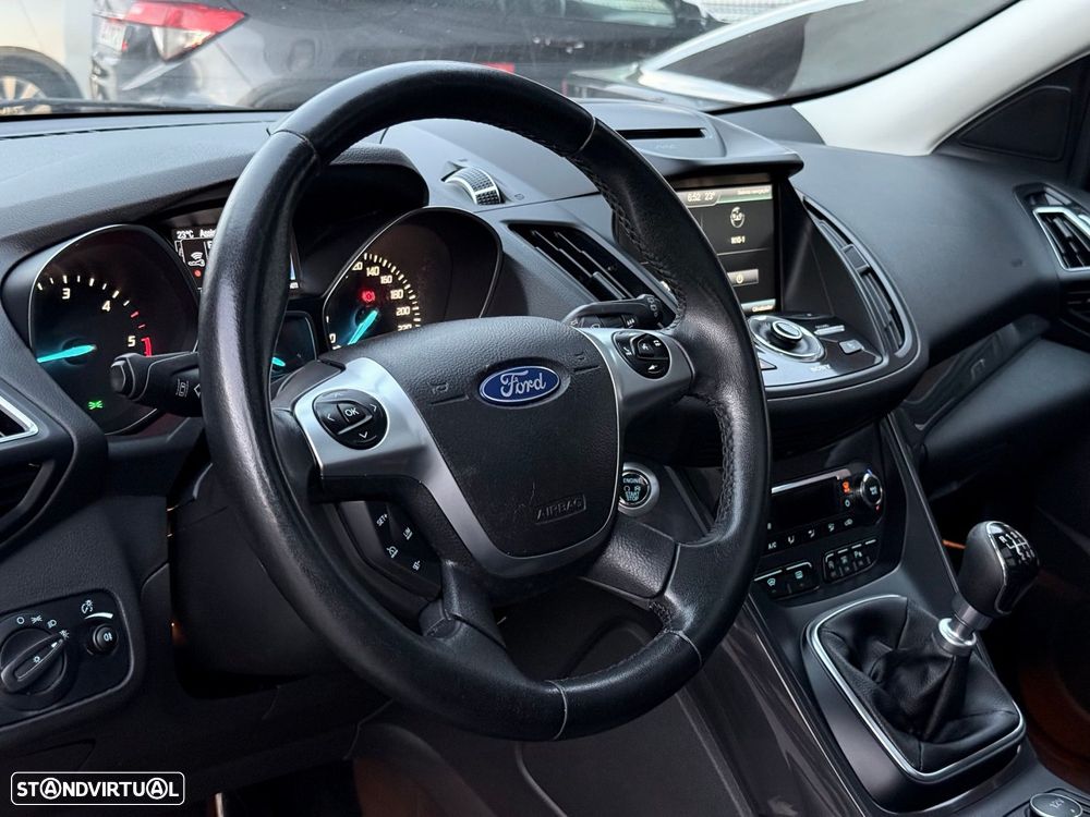 Ford Kuga 2.0 TDCi Titanium - 6