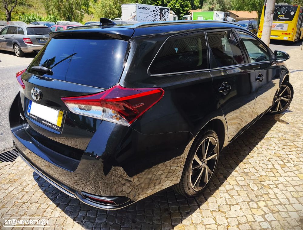 Toyota Auris Touring Sports 1.4 D-4D C.+P.Techo+P.Sport - 14