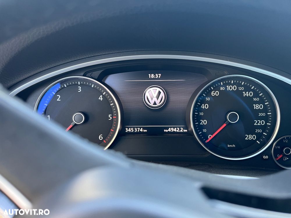 Volkswagen Touareg - 7