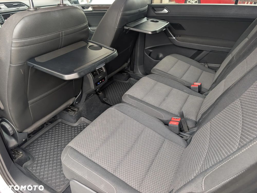 Volkswagen Touran 1.6 TDI BMT Comfortline - 27