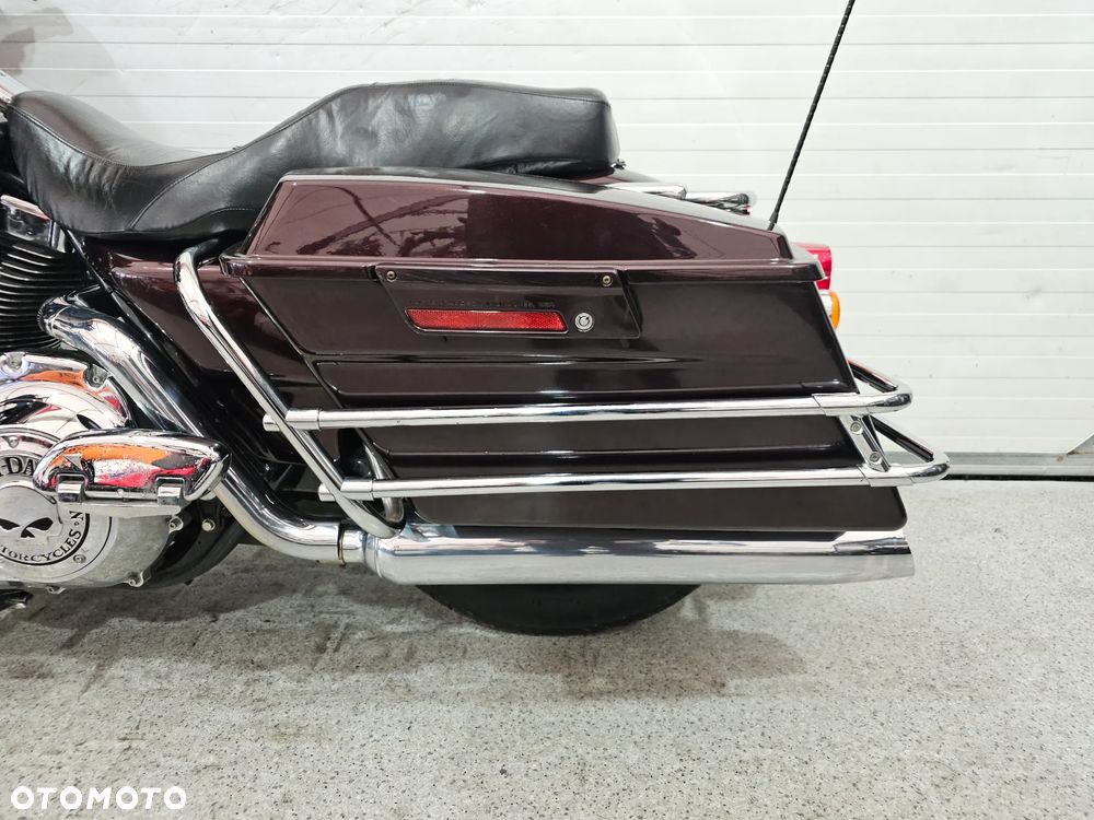 Harley-Davidson Touring Street Glide - 15