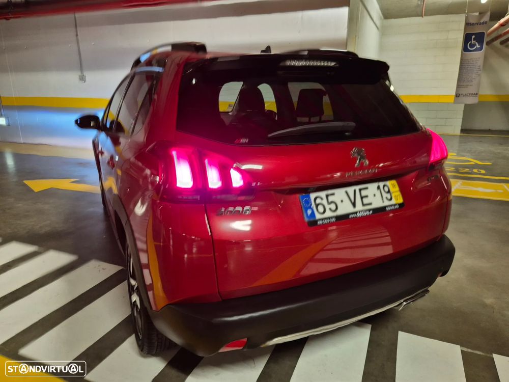 Peugeot 2008 1.6 BlueHDi GT Line - 15