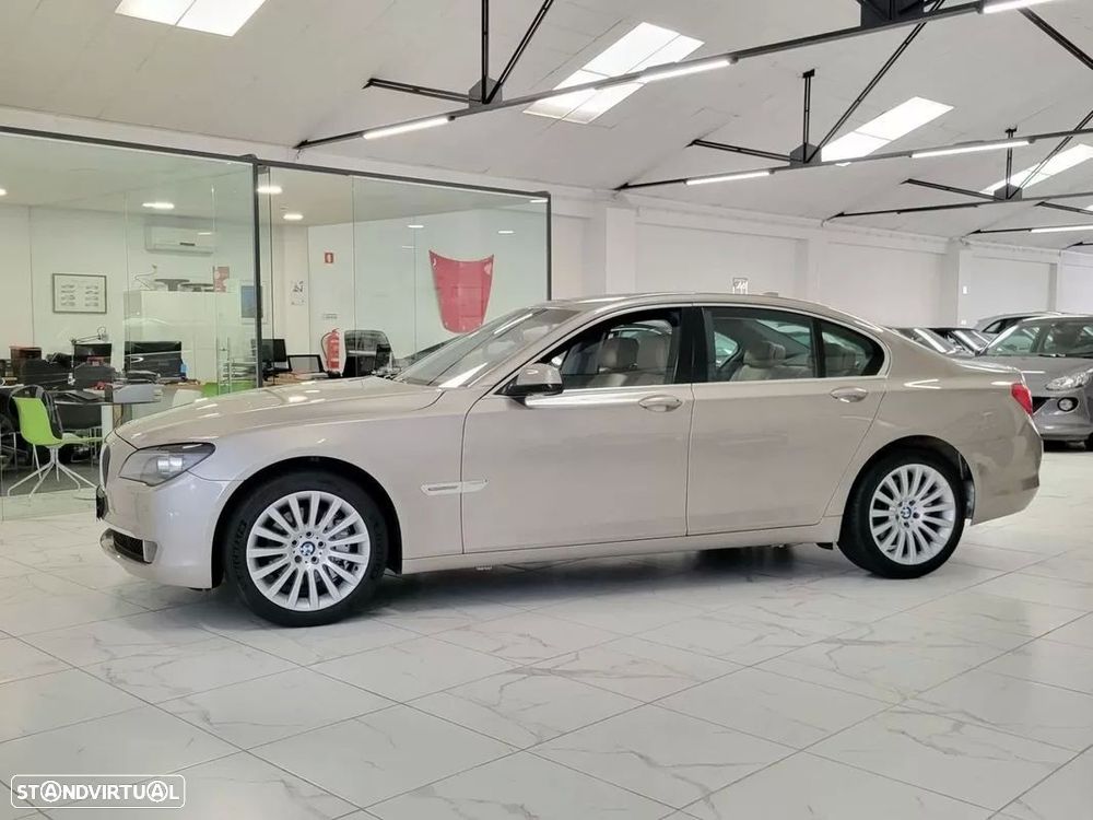 BMW 730 d - 12