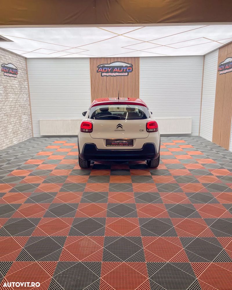 Citroën C3 1.2 PureTech BVM Shine - 17