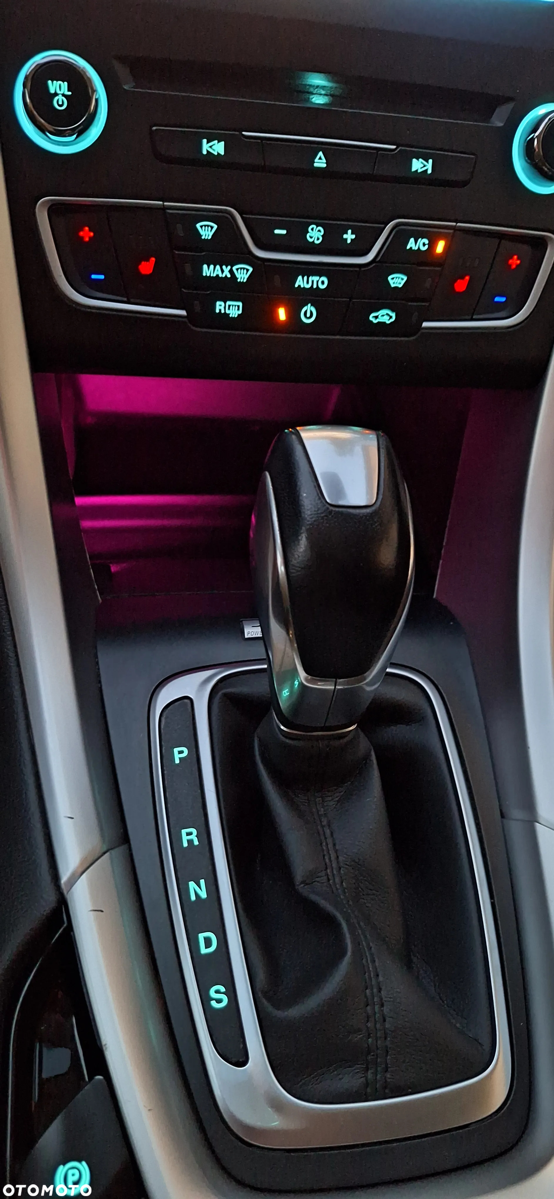 Ford Mondeo 2.0 TDCi Edition PowerShift - 18