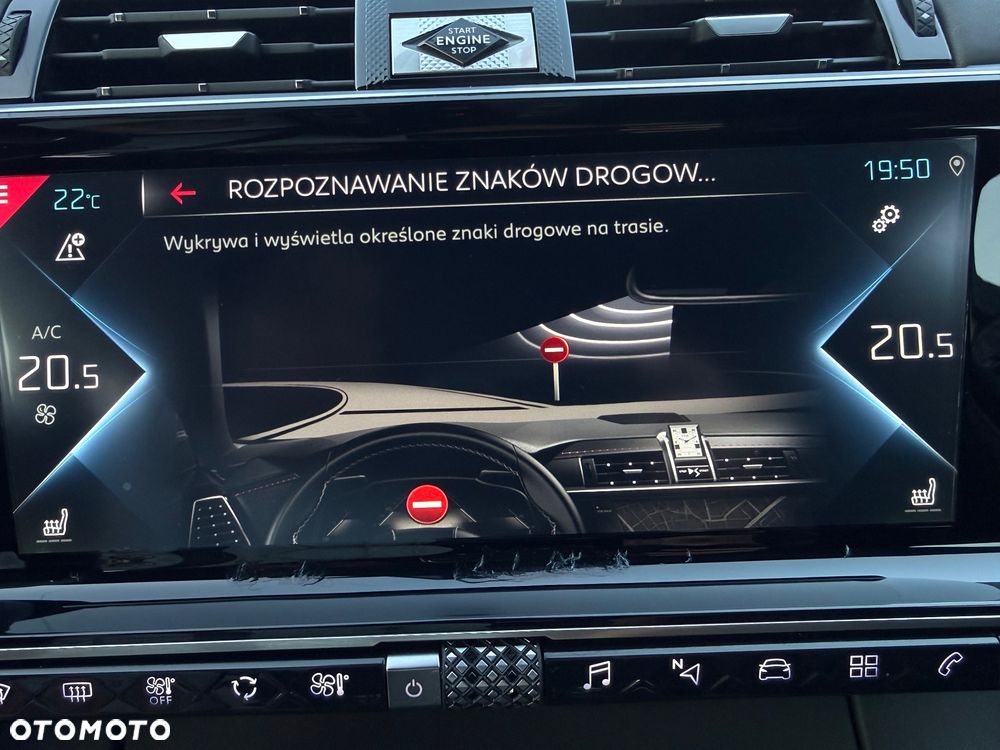 DS Automobiles DS 7 Crossback - 35