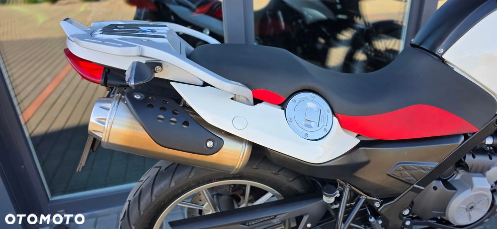 BMW G - 17