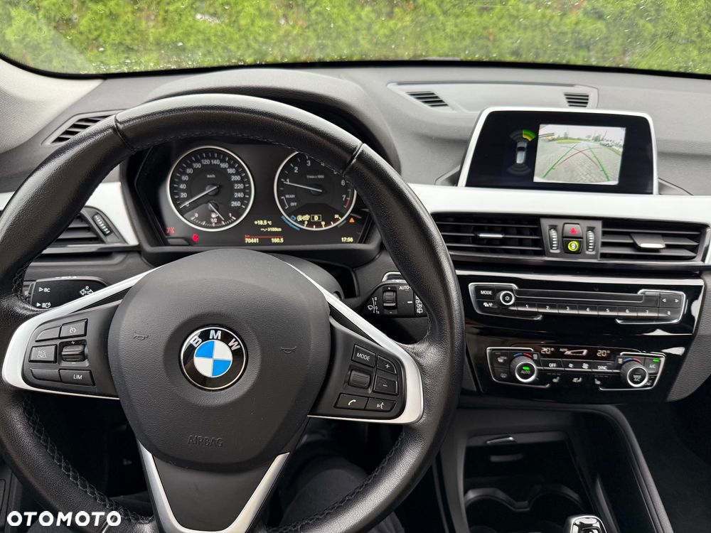 BMW X1 sDrive20i - 10