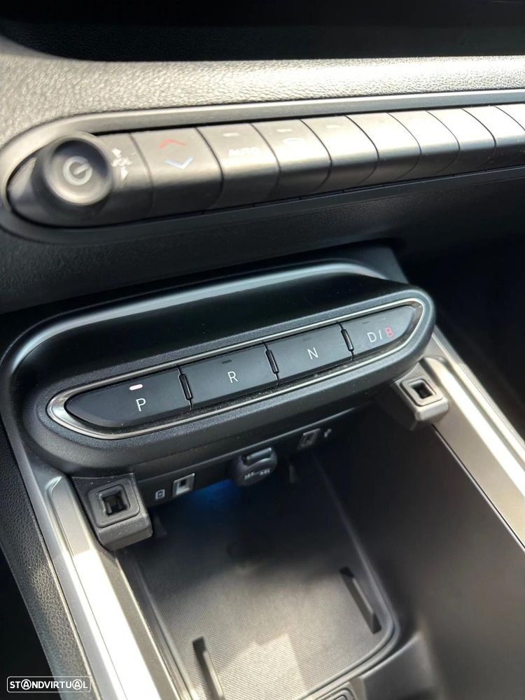Jeep Avenger 54 kWh Summit - 21