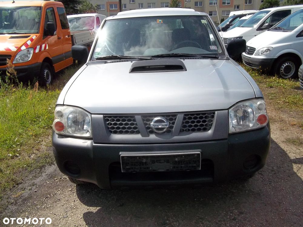 Nissan NP300 Pickup - 18