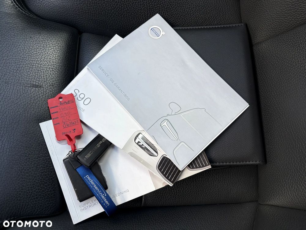 Volvo S90 D4 Geartronic Inscription - 36