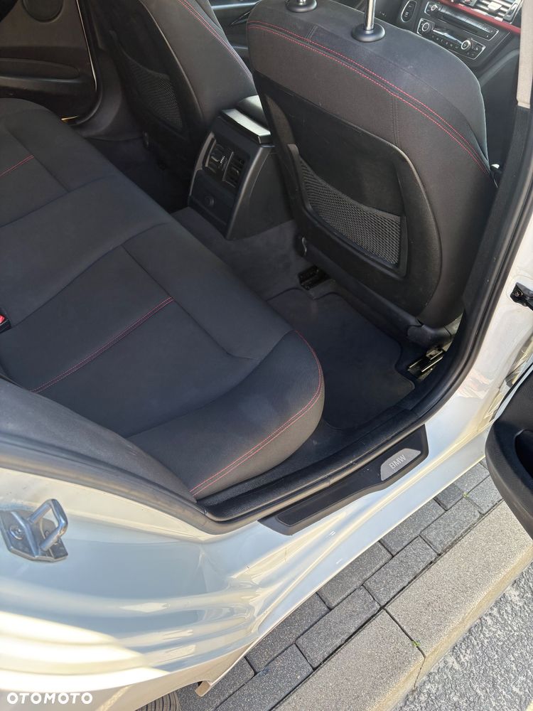 BMW Seria 3 320d Efficient Dynamics Edition Sport Line - 8