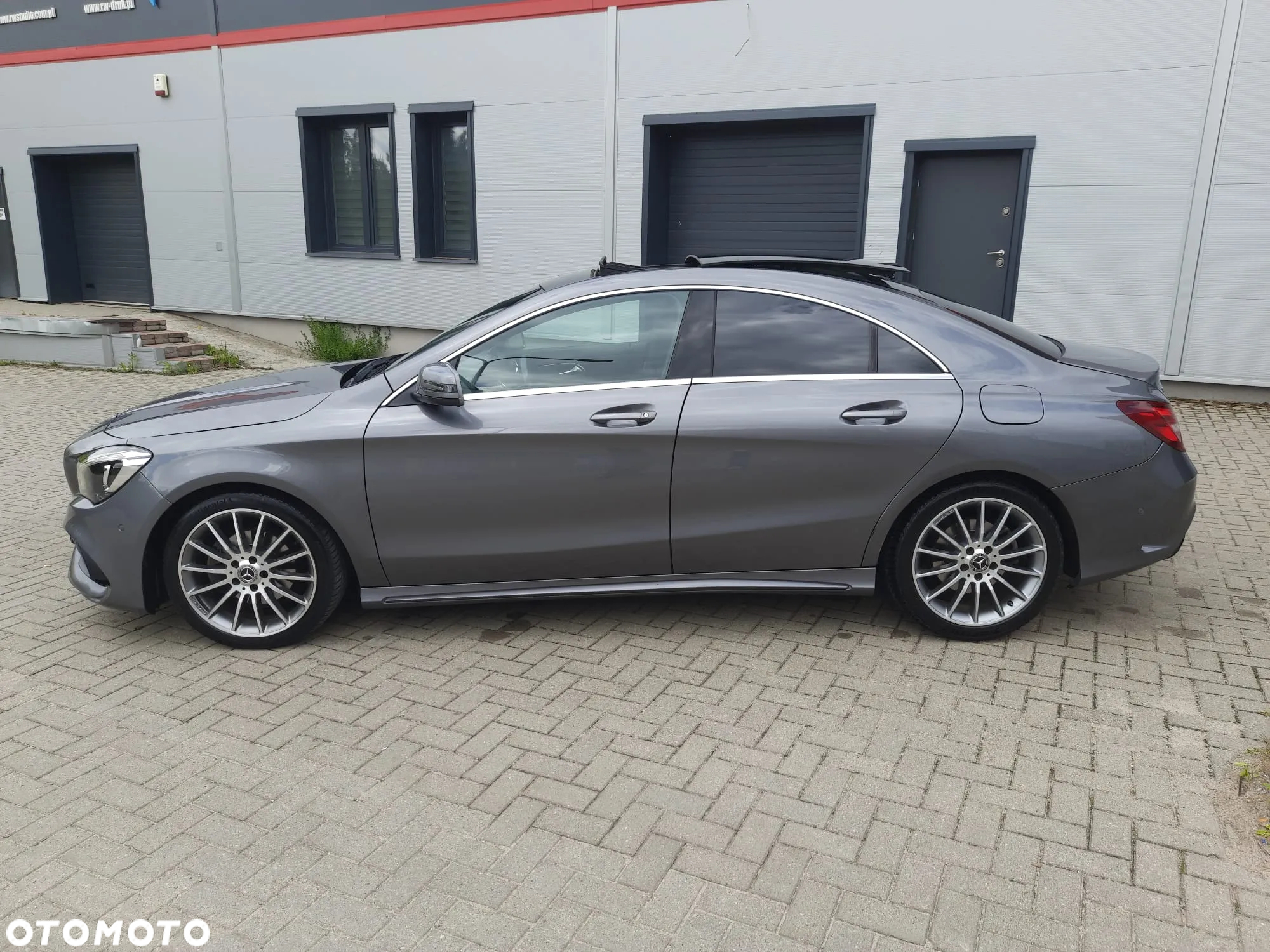 Mercedes-Benz CLA 200 d 7G-DCT AMG Line - 32