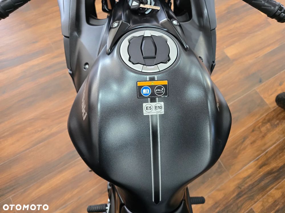 Kawasaki Ninja - 18