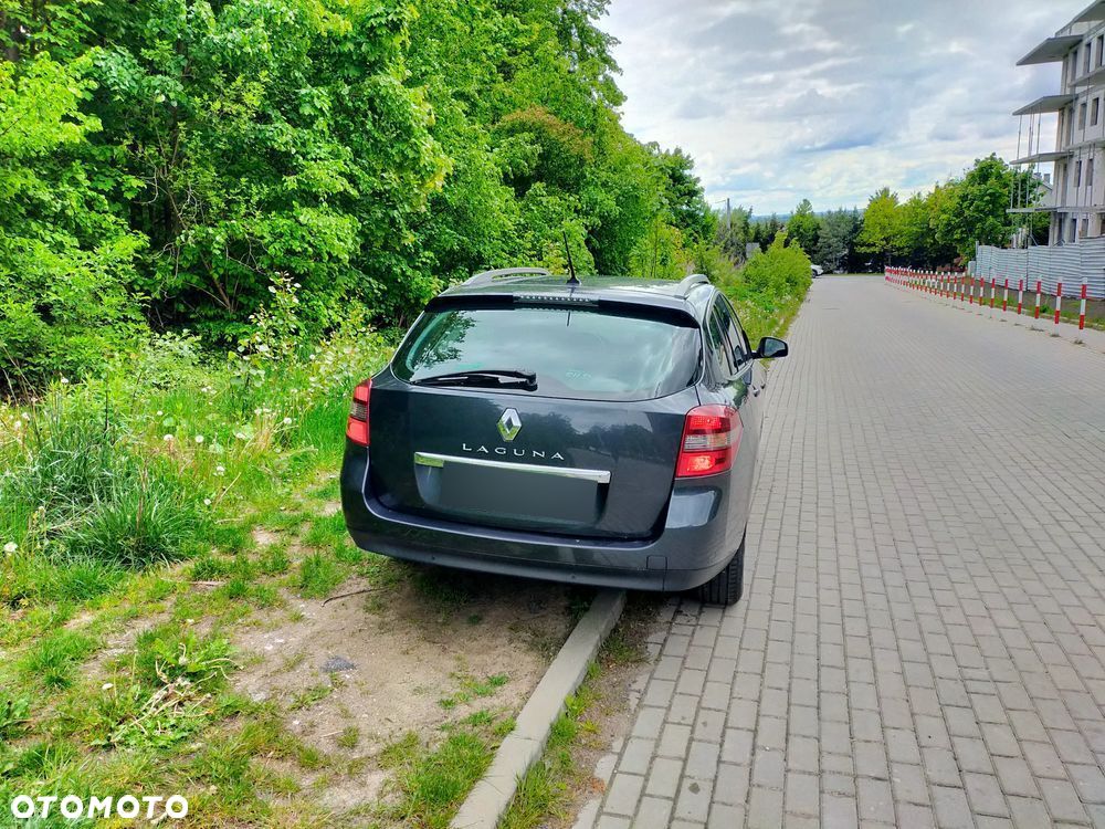 Renault Laguna 2.0 Bose Edition - 10