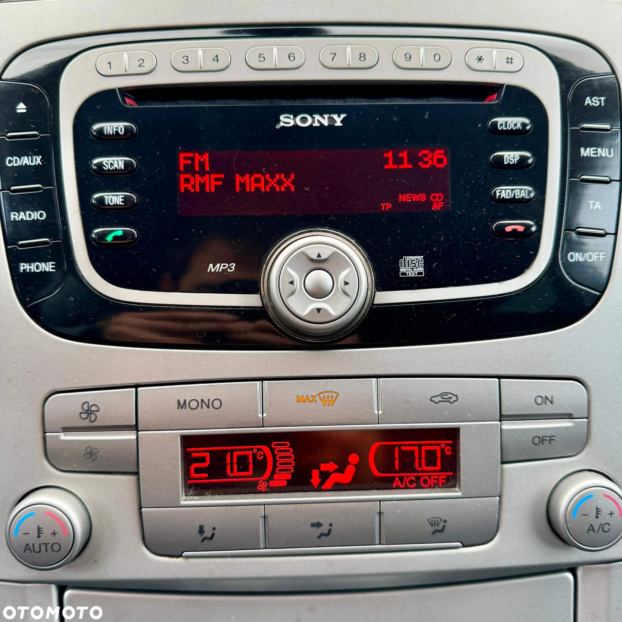 Ford S-Max - 39
