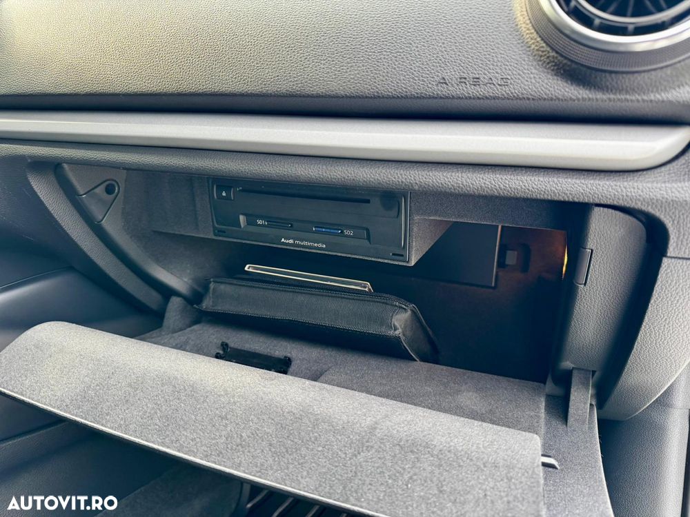 Audi A3 1.6 TDI ack (clean diesel) S tronic Ambiente - 35