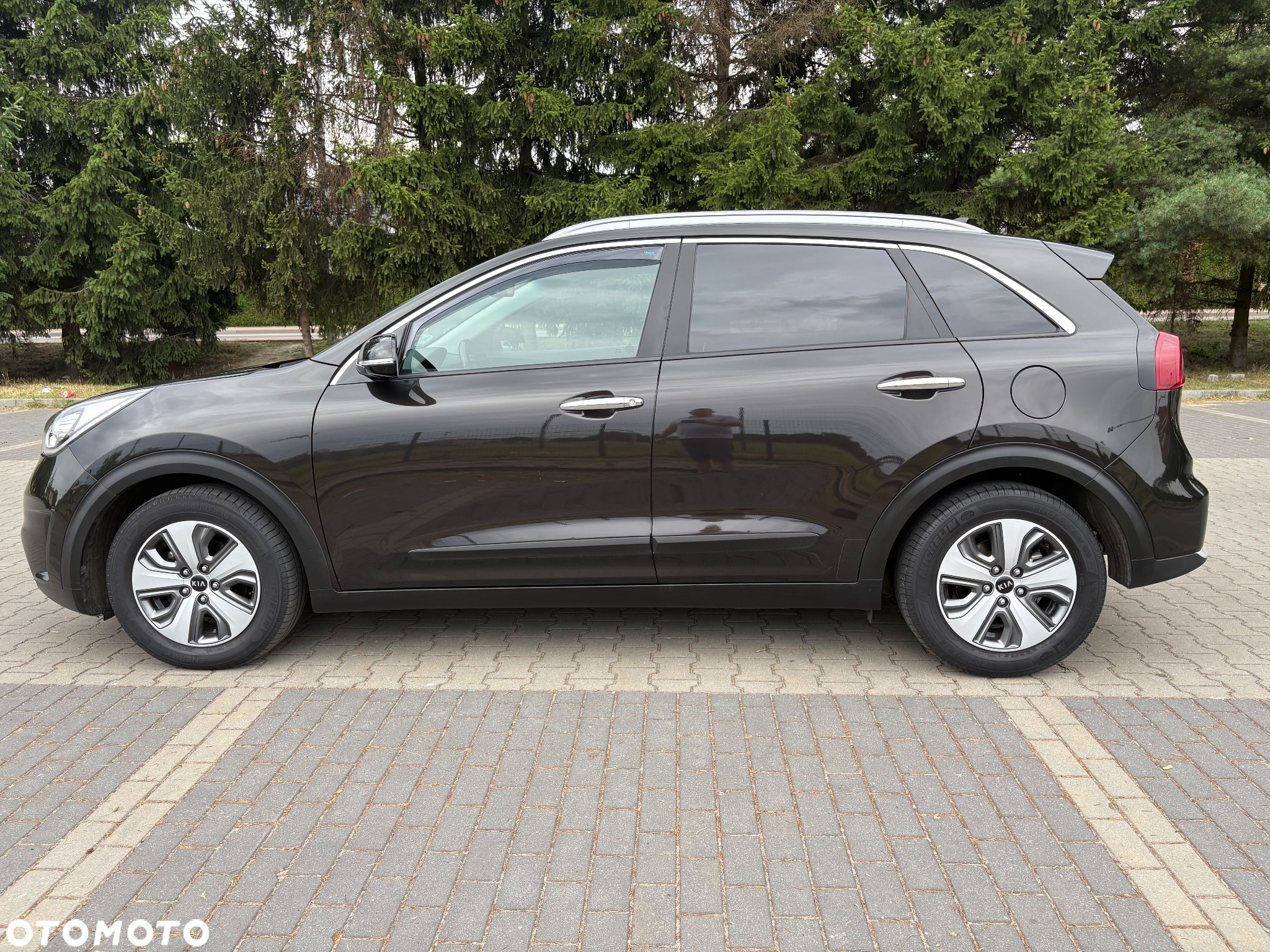 Kia Niro 1.6 GDI 2WD Edition 7 - 12