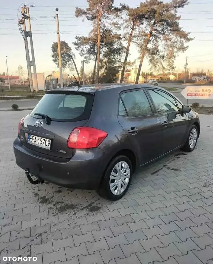 Toyota Auris 2.0 D-4D Premium - 4