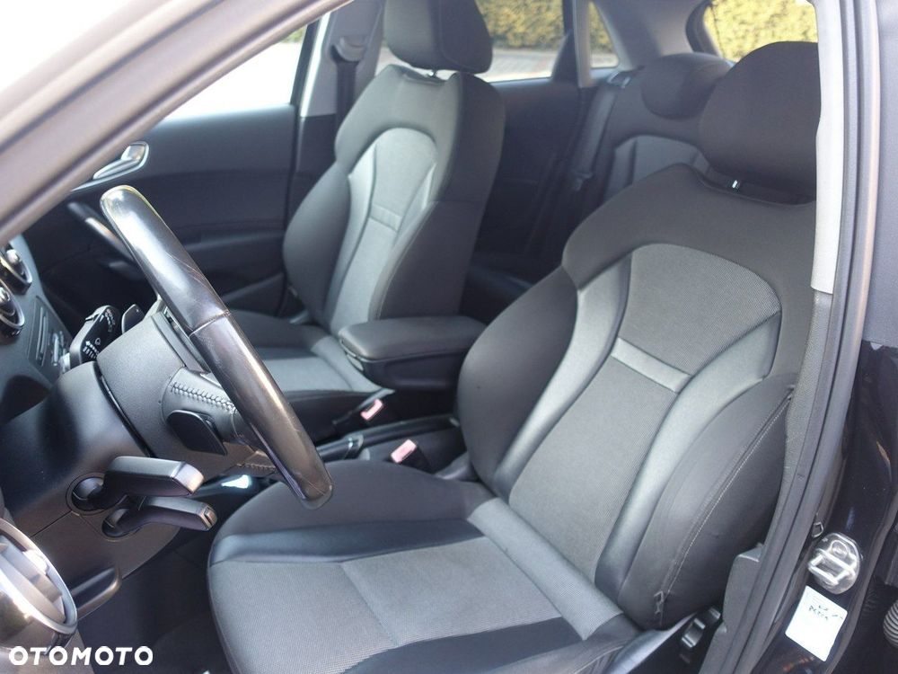 Audi A1 Sportback 1.6 TDI Ambition S tronic - 10