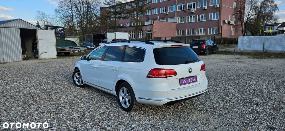 Volkswagen Passat 2.0 TDI Highline - 4