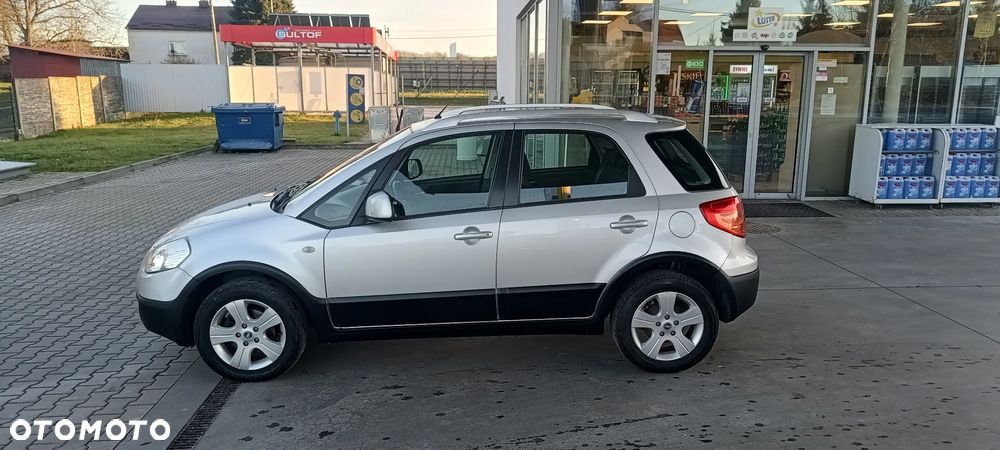 Fiat Sedici 1.6 16V 4x4 Luxury - 3