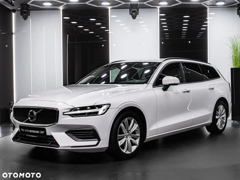 Volvo V60 B3 B Momentum Core - 2