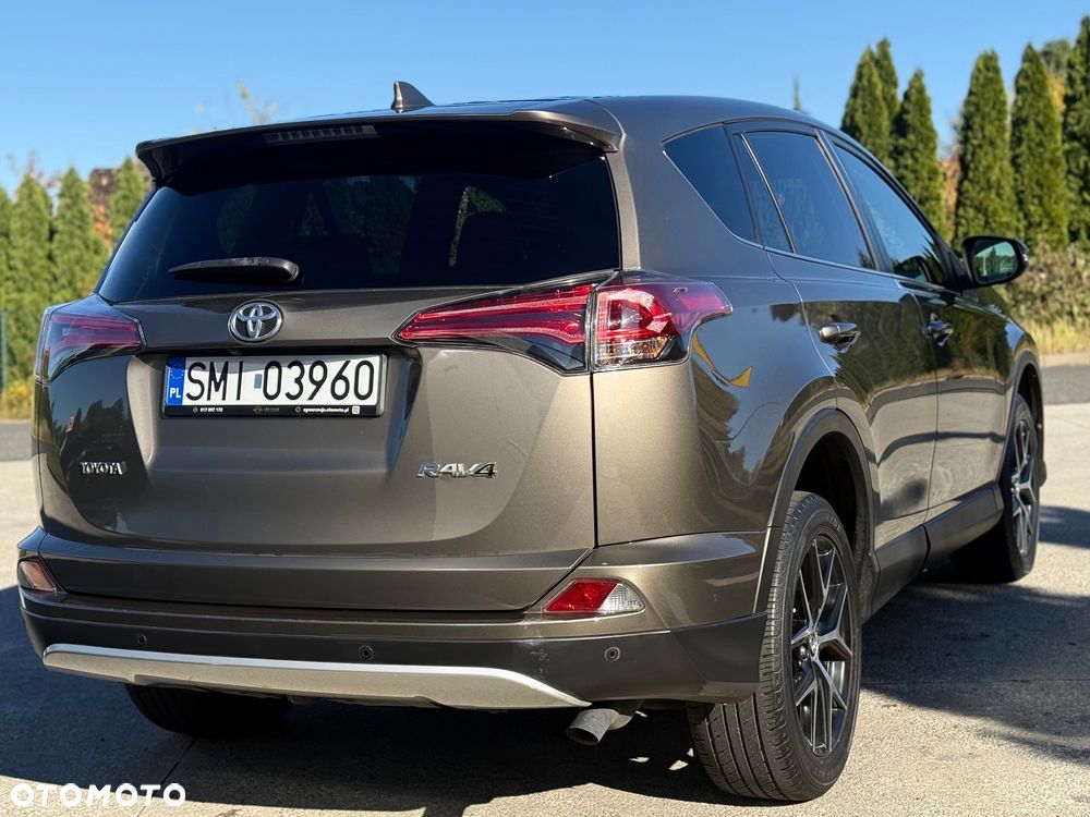 Toyota RAV4 2.0 D-4D Prestige 4x2 - 9